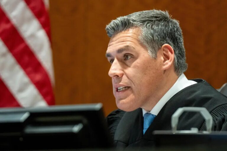 Ο δικαστής διατάσσει την έκδοση μεταγραφής της κλειστής ακρόασης του υπόπτου Κερκ