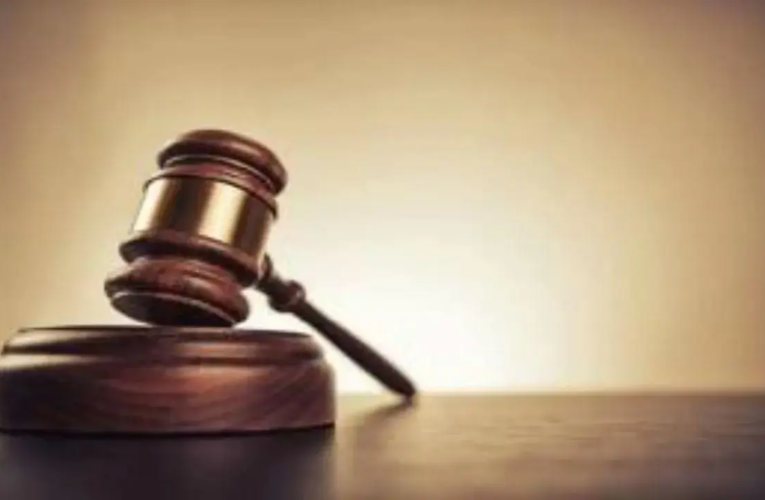 Μετά τη χαμένη προθεσμία, το υπουργείο Δικαιοσύνης λέει ότι θα καθυστερήσει περαιτέρω τη δημοσιοποίηση των εγγράφων του Έπσταϊν