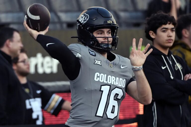 Colorado QB Ryan Staub για μεταγραφή