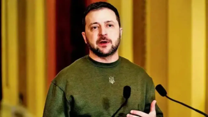 Ζελένσκι: Αξιωματούχοι ΗΠΑ, Ουκρανίας και Ρωσίας θα πραγματοποιήσουν τριμερή συνάντηση