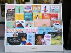 Η σχολική περιφέρεια της κομητείας Ελίζαμπεθ απέσυρε την έφεση στην υπόθεση απαγόρευσης βιβλίων