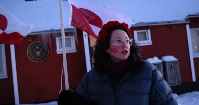 Ο Τραμπ εγκαταλείπει τη στρατιωτική ισχύ, λέει ότι οι ΗΠΑ