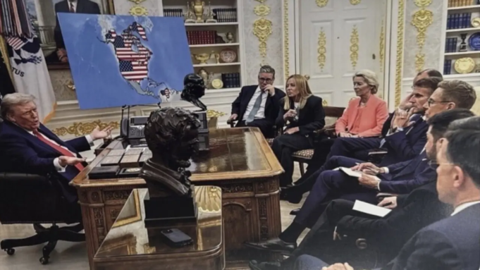 Ο Τραμπ μοιράζεται τον αναθεωρημένο χάρτη των ΗΠΑ που δείχνει