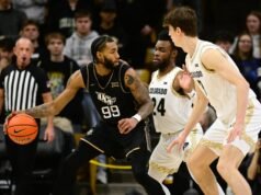 Οι CU Buffs αγωνίζονται στην άμυνα και στα ριμπάουντ