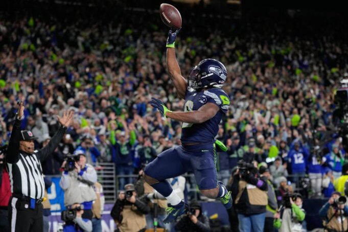 Οι Seahawks κυριαρχούν στους 49ers από την έναρξη και προχωρούν