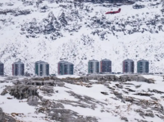 Περισσότερες από τις μισές Ηνωμένες Πολιτείες αντιμετωπίζουν πάγο, χιόνι, κρύο απειλή από τεράστια χειμερινή καταιγίδα