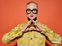 Τα αγόρια στο σχολείο μου απαγόρευσαν από το ντους στο γυμναστήριο