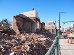 Τα ιστορικά κτίρια του Ντένβερ κατά μήκος του East Colfax έχουν κατεδαφιστεί