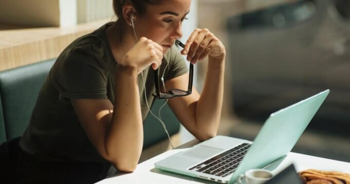 Το αφεντικό μου πήγε AWOL και με άφησε να διευθύνω