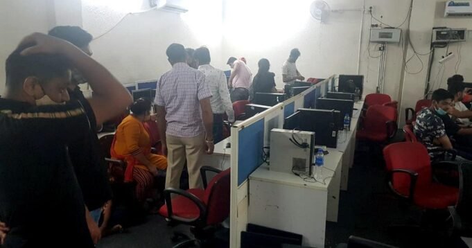 11fake-call-centre.jpg