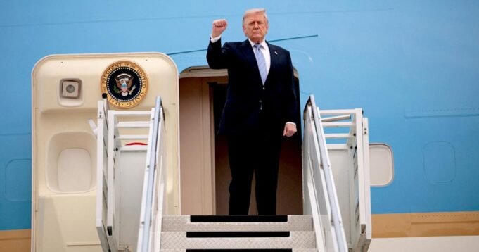 15trump-taking-off-from-china1.jpg