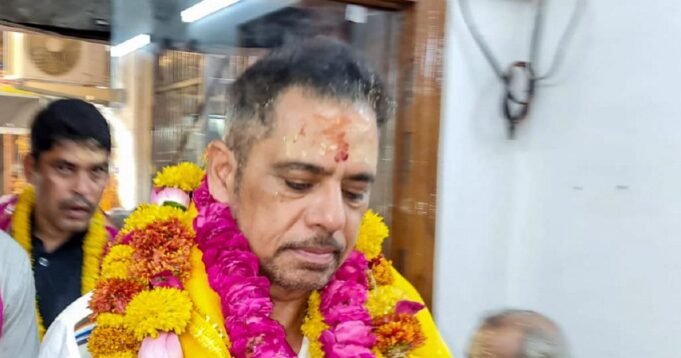 1779086339_15robert-vadra.jpg