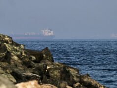 Αμερικανοί πεζοναύτες επιβιβάζονται σε πετρελαιοφόρο υπό σημαία Ιράν σε μια προσπάθεια να παρακάμψουν τον αποκλεισμό