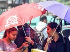Σφοδρός καύσωνας σαρώνει την Ινδία και η θερμοκρασία στην πόλη Μπάντα φτάνει τους 48 βαθμούς Κελσίου