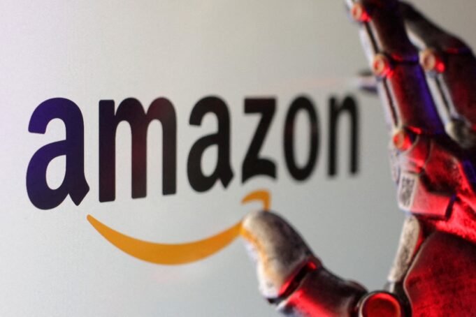 2026-04-28T163354Z_1513929024_RC2IWCAIP0S8_RTRMADP_3_AMAZON-COM-AGENTS.JPG