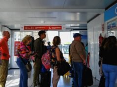 Η Ισπανία θα νομιμοποιήσει περισσότερους από 500.000 μετανάστες χωρίς έγγραφα στο σχέδιο για την τόνωση της οικονομίας