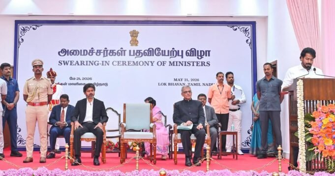 22-tamil-nadu-swearing-in-ceremony1.jpg