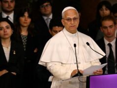 Ο Πάπας Λέων εγκαινιάζει ομάδα του Βατικανού για να μελετήσει τον αντίκτυπο της τεχνητής νοημοσύνης στην «ανθρώπινη αξιοπρέπεια»