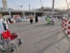 Η ομάδα του DPR αποκαλύπτει τον εκβιασμό προσκυνητή Χατζ σε αναπηρικό καροτσάκι στο Μεγάλο Τζαμί, εμπλέκονται επίσης εποχικοί εργάτες