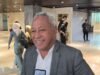 Εκτός από τη Λίθινη Εποχή, οι χωρικοί εξακολουθούν να επηρεάζονται από το ισχυρό δολάριο.