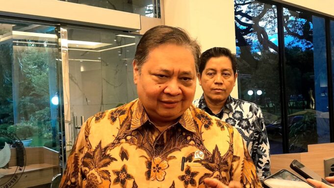 69d7964969735-menteri-koordinator-bidang-perekonomian-airlangga-hartarto_gemini_1265_711.jpg