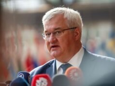 Μετά από χρόνια εντάσεων, η Ουγγαρία και η Ουκρανία διεξάγουν συνομιλίες για τα δικαιώματα της ουγγρικής μειονότητας