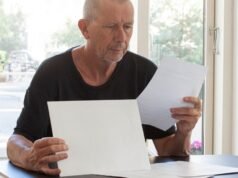 Είμαι ιδιοκτήτης – πρέπει να εκδιώξω τη μητέρα μου ως μόνη ενοικιαστή ή 20% ενοίκιο;