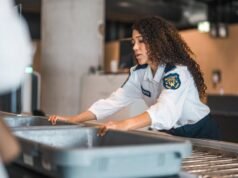 Δεν υπάρχει βολικός τρόπος να λάβετε τα ελεγμένα σας αντικείμενα από την ασφάλεια του αεροδρομίου