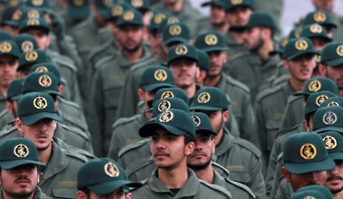 Iran_Revolutionary_Guard2_c0-0-3252-1897_s1200x700.jpg