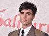 Ο Jacob Elordi κάτω από τις πυρκαγιές μετά την έξοδο από τις Κάννες εγείρει αμφιβολίες