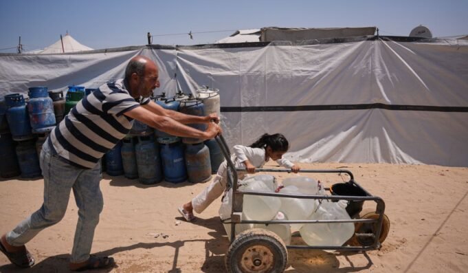 Mideast_Wars_Nakba_Anniversary_23747_c0-360-8640-5400_s1200x700.jpg