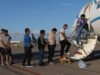 Η ICE συνέλαβε μετανάστες για 51ωρη βόλτα με αεροπλάνο με αποβιβάσεις σε έξι χώρες κατά τη διάρκεια ενός μήνα ρεκόρ για πτήσεις απέλασης, σύμφωνα με έκθεση