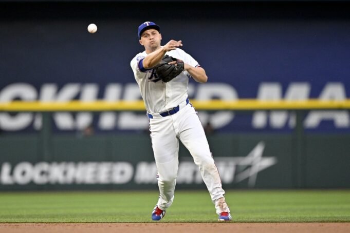 Rangers SS Corey Seager (φλεγμονή πλάτης) σε IL