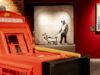 Η ειλικρινής μου κριτική για την έκθεση Banksy που εντυπωσίασε 3.500.000 ανθρώπους σε 36 πόλεις
