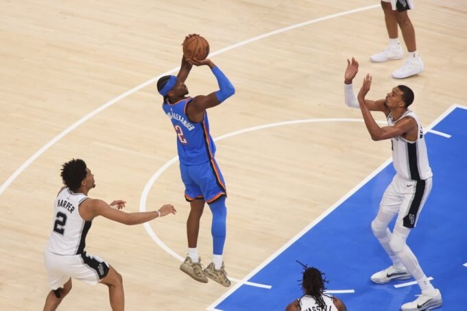Shai Gilgeous-Alexander, Thunder πέρασαν τους Spurs, σερί επιπέδου 1-1