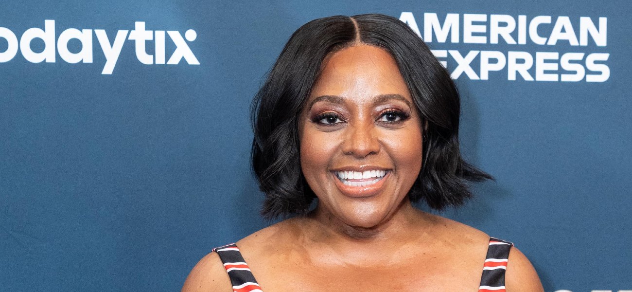 Η Sherri Shepherd πειράζει έργα εν μέσω ακύρωσης παραστάσεων