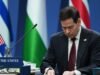 Οι ΗΠΑ λένε ότι οι συνομιλίες με το Ιράν έχουν σημειώσει «ελαφριά πρόοδο», αβεβαιότητα για το εάν ο πόλεμος θα επαναληφθεί