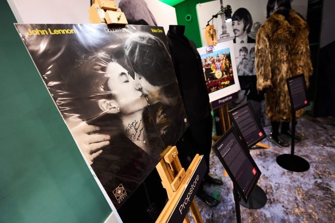 britain-music-memorabilia-auction-662x441.jpg
