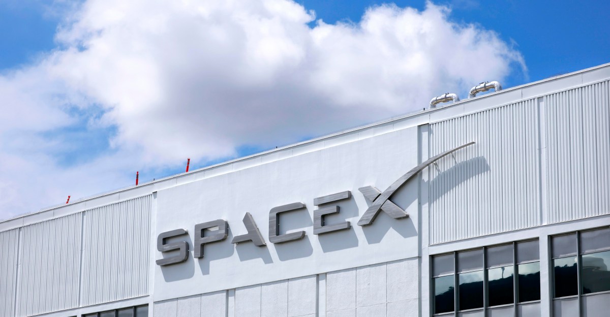 Η SpaceX έχει ένα σχέδιο 55 δισεκατομμυρίων δολαρίων για την κατασκευή τσιπ AI στο Τέξας