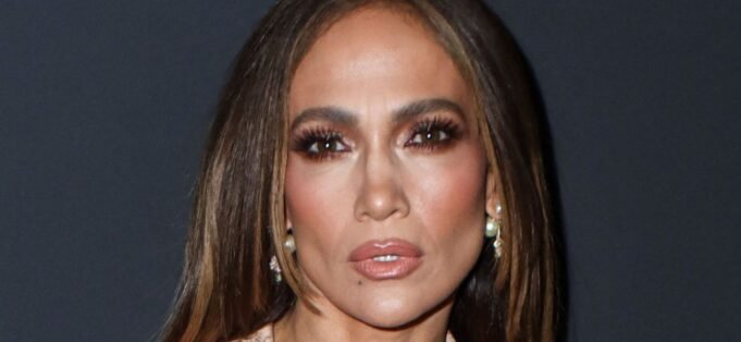 jennifer-lopez-6.jpg
