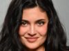 Η Kylie Jenner αποκαλύπτει το «The Baby Was Falling Out» κατά τη διάρκεια της εγκυμοσύνης