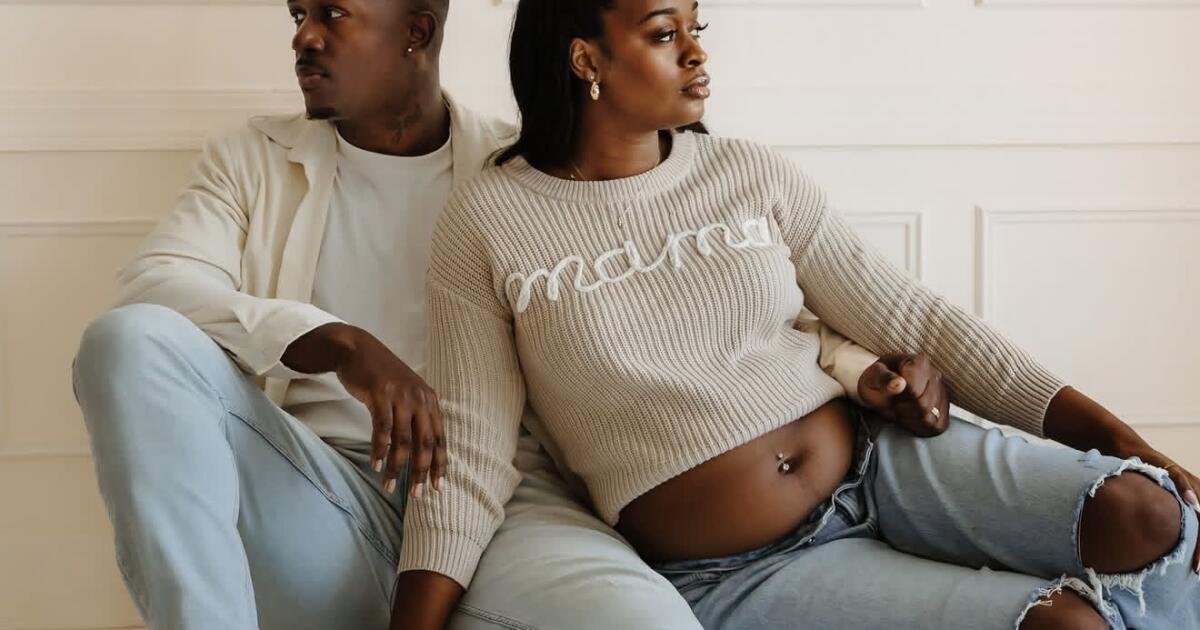Η Kiara Brockenbrough, viral influencer γάμου αξίας 500 δολαρίων, γέννησε τον γιο της την ημέρα που πεθαίνει