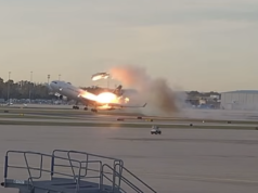 Το NTSB έδωσε στη δημοσιότητα νέο βίντεο με την αποσύνδεση του κινητήρα του αεροπλάνου της UPS πριν από τη θανατηφόρα συντριβή