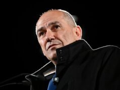 Η Σλοβενία ελπίζει σε μια δεξιά κυβέρνηση και μια επιστροφή για τον πρώην πρωθυπουργό Γιάνσα