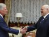 Ο αυταρχικός ηγέτης της Λευκορωσίας καλωσορίζει τον ευαγγελιστή των ΗΠΑ Φράνκλιν Γκράχαμ για να πραγματοποιήσει μια μαζική συνάντηση