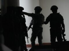 Πυροβολισμοί ξέσπασαν στη Γερουσία των Φιλιππίνων, όπου οι αρχές προσπάθησαν να συλλάβουν έναν γερουσιαστή