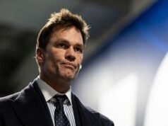 Ειδήσεις από το NFL καθώς ο Τομ Μπρέιντι αντιμετωπίζει κλήση από τους Raiders και ο Ντακ Πρέσκοτ συνδέεται με την παράνυμφο του πρώην
