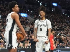 Ενθουσιασμένα αστέρια στην οθόνη καθώς οι Thunder, Spurs προετοιμάζονται για το Game 3