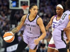 Η Gabby Williams και η Valkyries στοχεύουν σε ένα ξεκίνημα 3-0 όταν επισκέπτεται το Sky