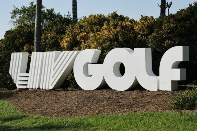 Η LIV Golf «επικεντρώθηκε σταθερά» στη λύση χρηματοδότησης εν μέσω